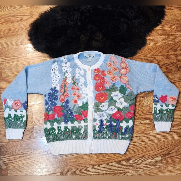 Vintage Orvis 3D Floral Chunky Hand Knit Button-up Cardigan Women's Size L - Picture 6 of 11
